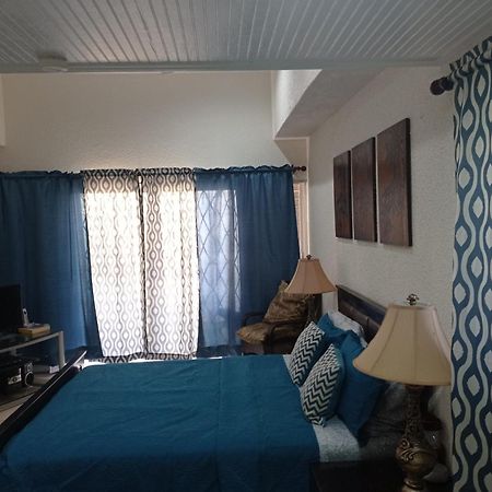 126 Friendship, Rockley Golf Club Apartamento Bridgetown Exterior foto