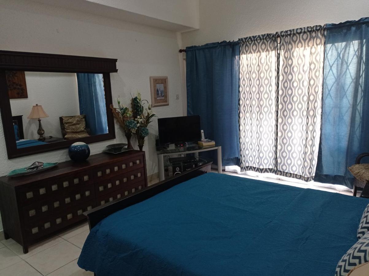 126 Friendship, Rockley Golf Club Apartamento Bridgetown Exterior foto